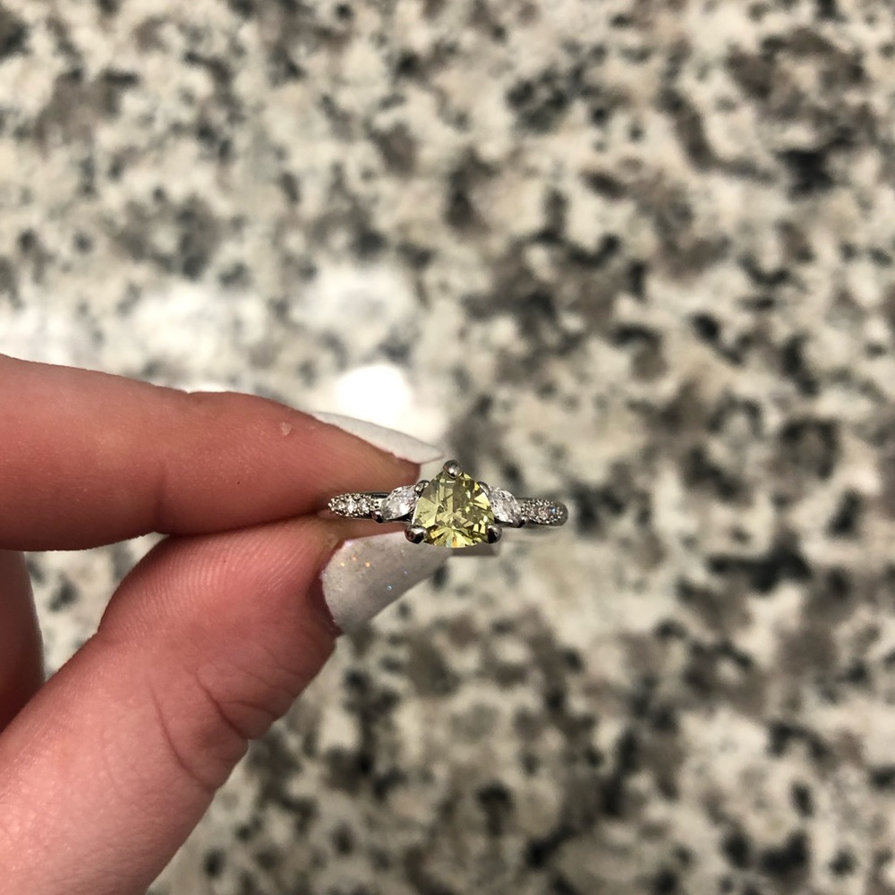 NWT Fragrant Jewels Yellow Triangle Ring